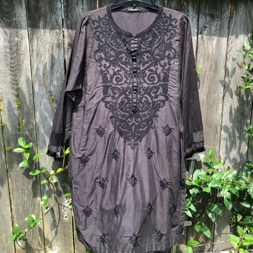 Limelight: embroidered Black tunic shirt dress L